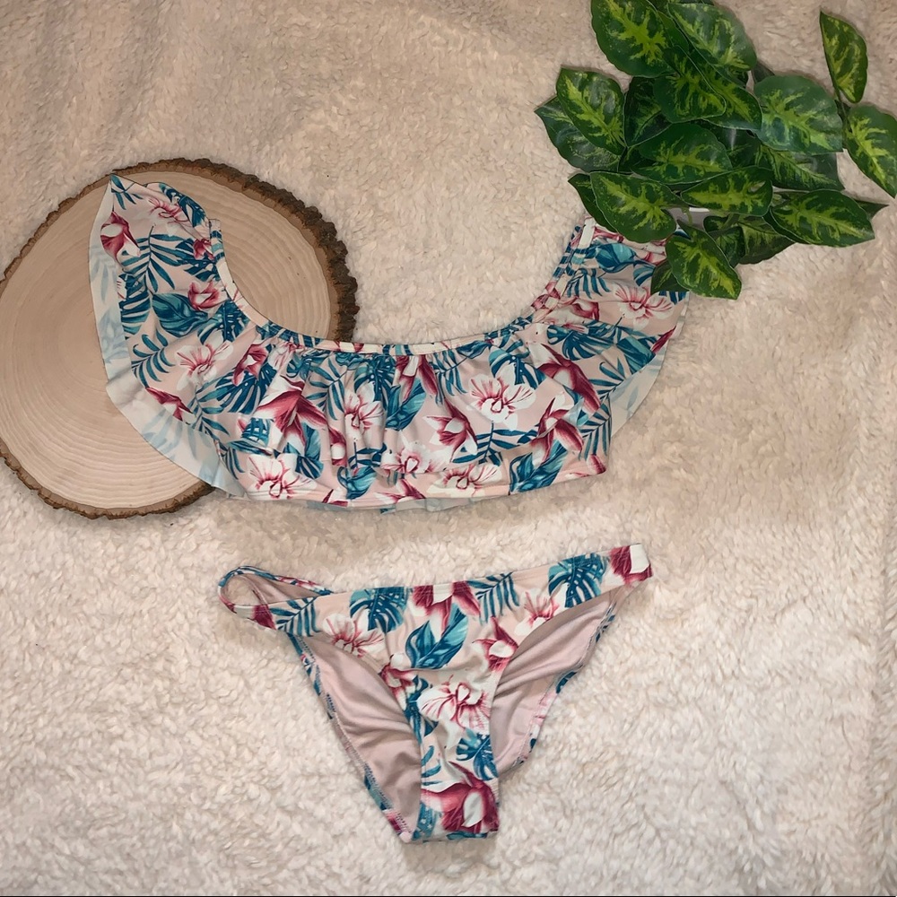 Off the Shoulder Tropical Print Bikini